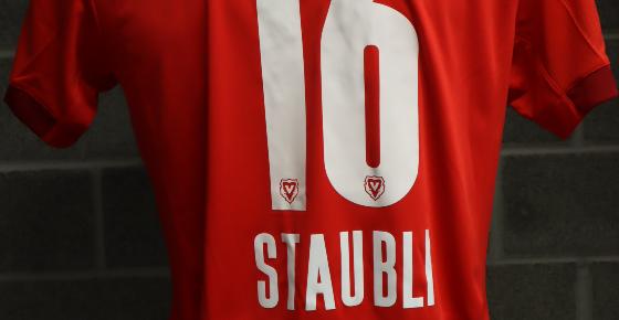 Matchtrikot FC Vaduz 16 Staubli