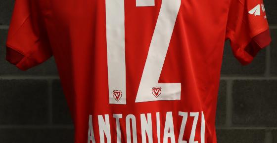 Matchtrikot FC Vaduz 12 Antoniazzi
