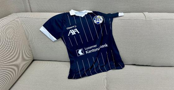 Signiertes Original-Trikot der FC Luzern Frauen