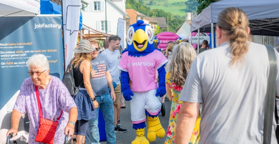 Miete: Papalippa-Besuch an Deiner Party