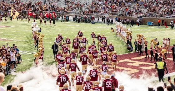 Halftime on Field Fan Tunnel 