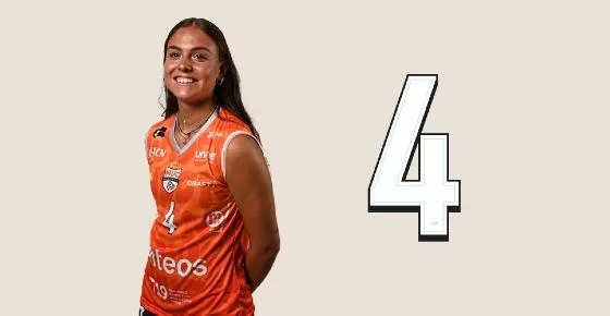 Maillot orange #8 - Gabrielle Attieh