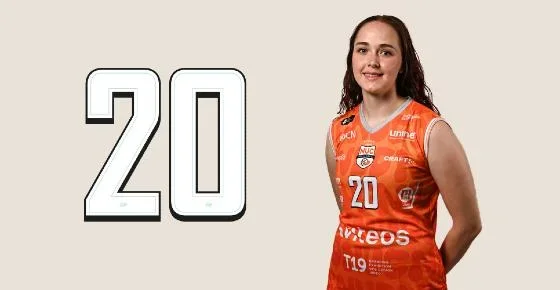 Maillot orange #16 - Tia Scambray