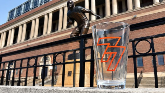 Red Grange #77 Glass